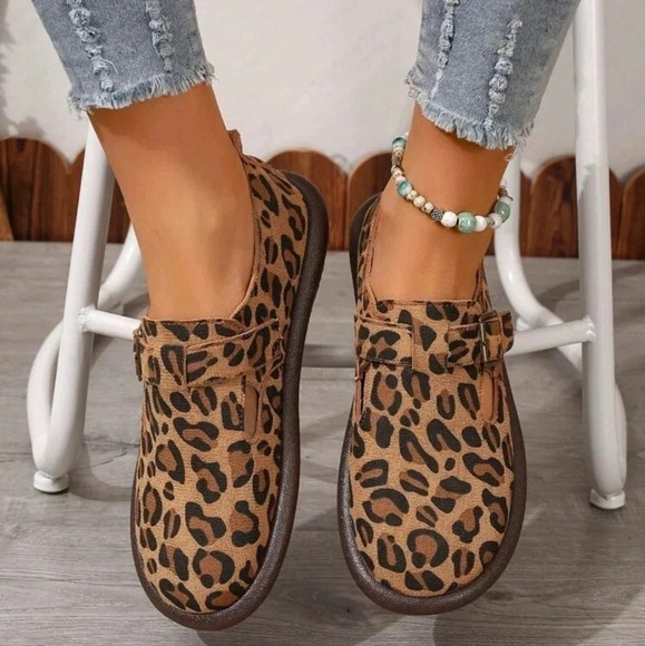 Round Toe Flat Loafers, Soft Bottom Slip-On Peas Women Shoes - Picture 3 of 5